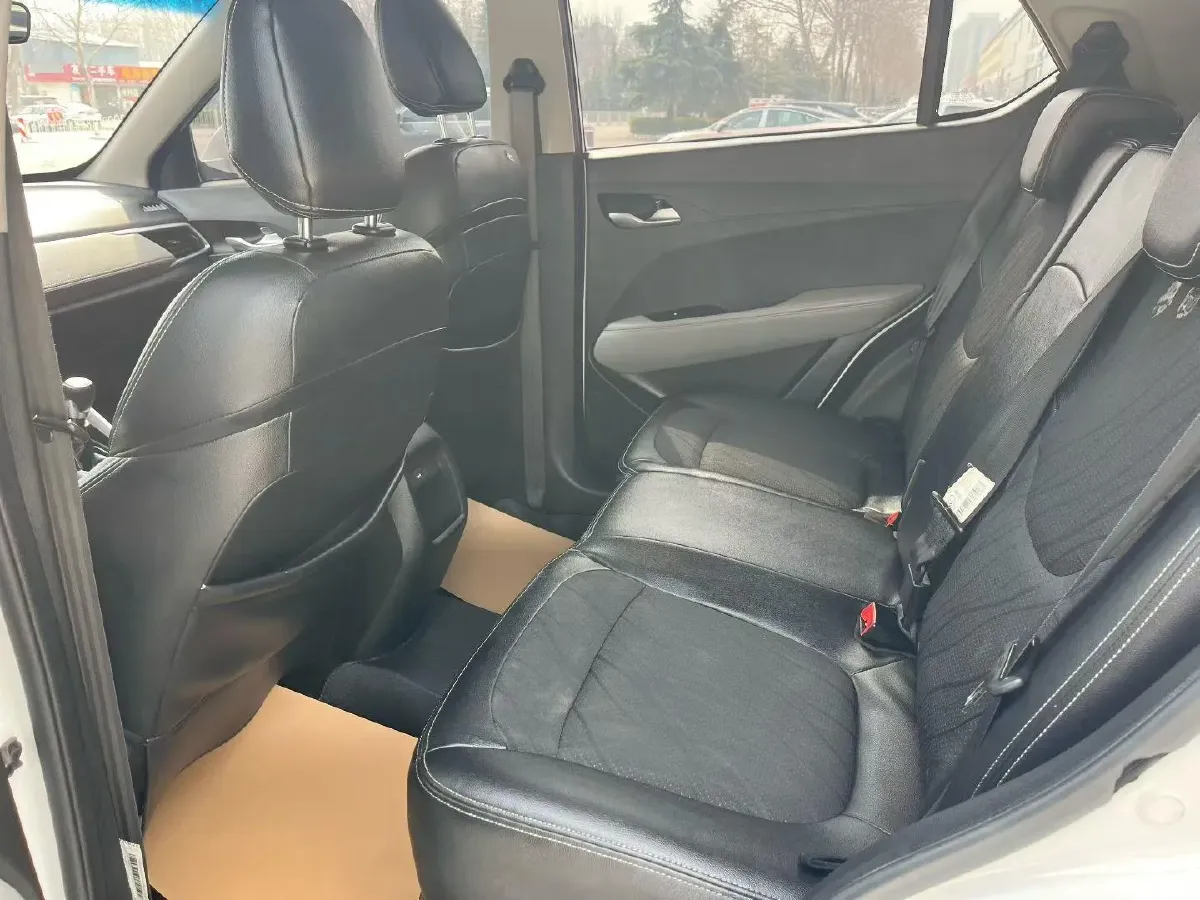 2017 BaoJun 510 1.5L 112HP L4 6MT,autocango,china used car exporter,china ev exporter,chinese used car exporter,chinese used ev exporter