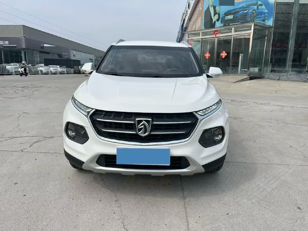 2017 BaoJun 510 1.5L 112HP L4 6MT,autocango,china used car exporter,china ev exporter,chinese used car exporter,chinese used ev exporter