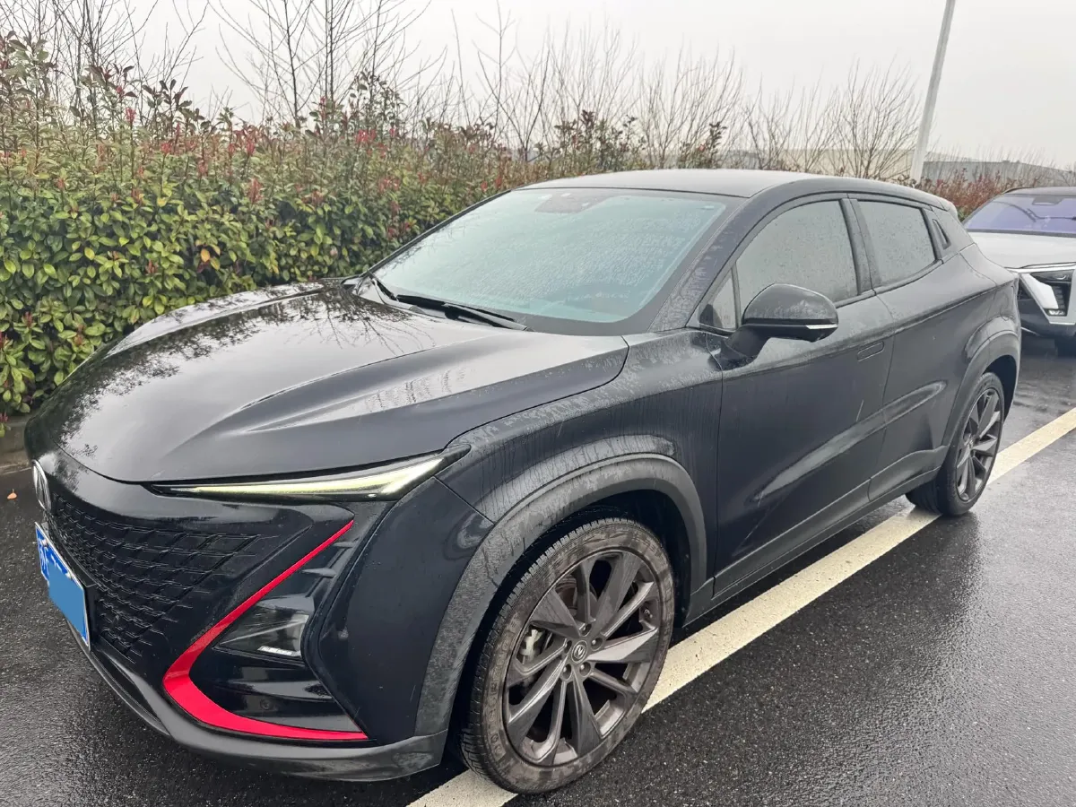 2021 ChangAn UNI-T 1.5T 180HP L4 7DCT,autocango,china used car exporter,china ev exporter,chinese used car exporter,chinese used ev exporter