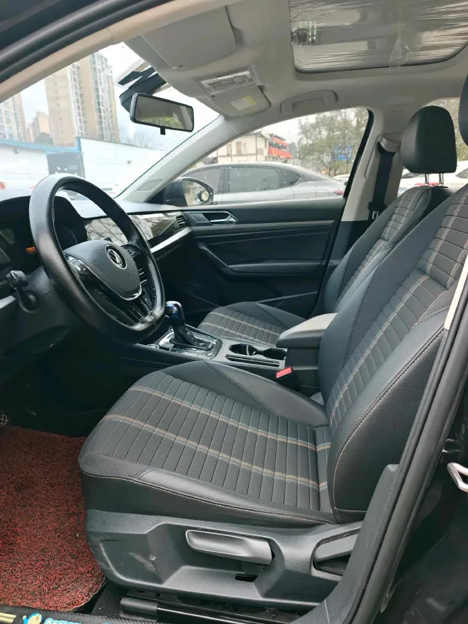 2022 Volkswagen Sagitar 1.2T 116HP L4 7DCT,autocango,china used car exporter,china ev exporter,chinese used car exporter,chinese used ev exporter