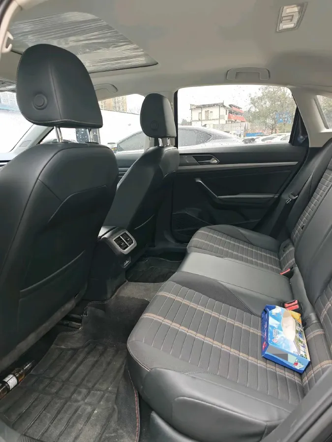 2022 Volkswagen Sagitar 1.2T 116HP L4 7DCT,autocango,china used car exporter,china ev exporter,chinese used car exporter,chinese used ev exporter