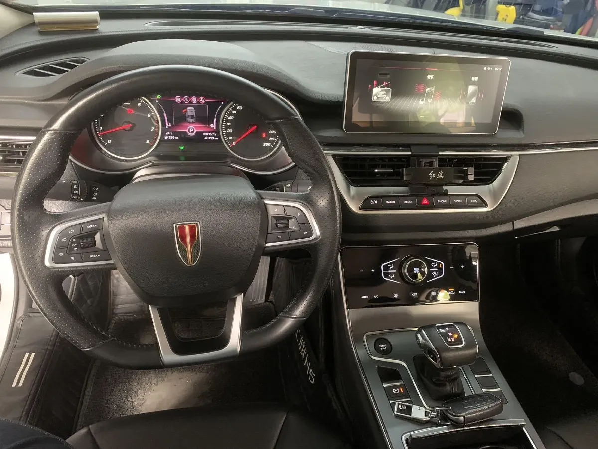 2022 HongQi H5 1.5T 169HP L4 7DCT,autocango,china used car exporter,china ev exporter,chinese used car exporter,chinese used ev exporter