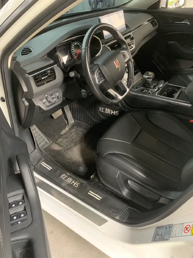 2022 HongQi H5 1.5T 169HP L4 7DCT,autocango,china used car exporter,china ev exporter,chinese used car exporter,chinese used ev exporter