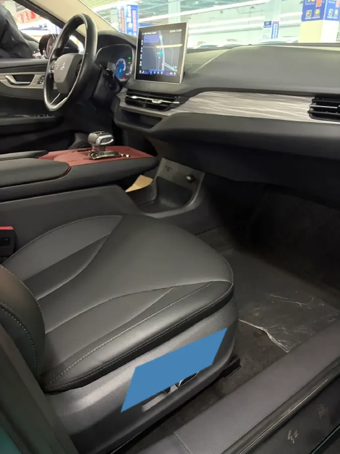 2024 HongQi E-QM5 BEV 72KWH,autocango,china used car exporter,china ev exporter,chinese used car exporter,chinese used ev exporter