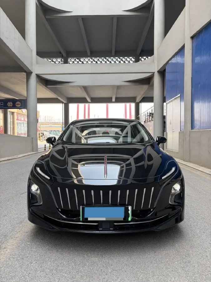 2024 HongQi E-QM5 BEV 72KWH,autocango,china used car exporter,china ev exporter,chinese used car exporter,chinese used ev exporter