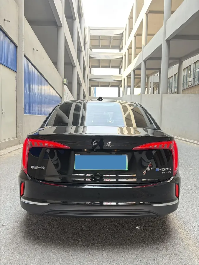 2024 HongQi E-QM5 BEV 72KWH,autocango,china used car exporter,china ev exporter,chinese used car exporter,chinese used ev exporter