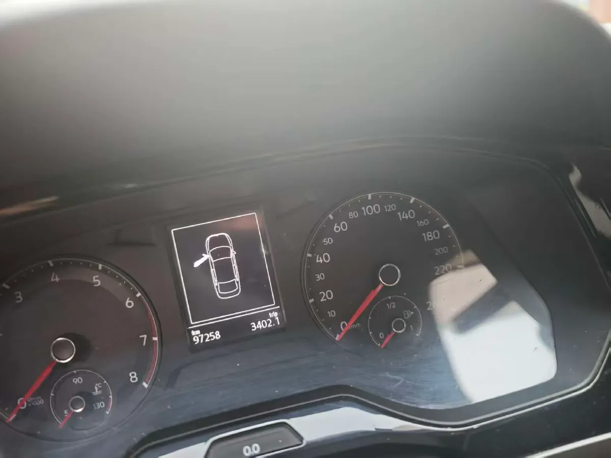 2019 Roewe RX5 MAX 1.5T 173HP L4 6AT,autocango,china used car exporter,china ev exporter,chinese used car exporter,chinese used ev exporter