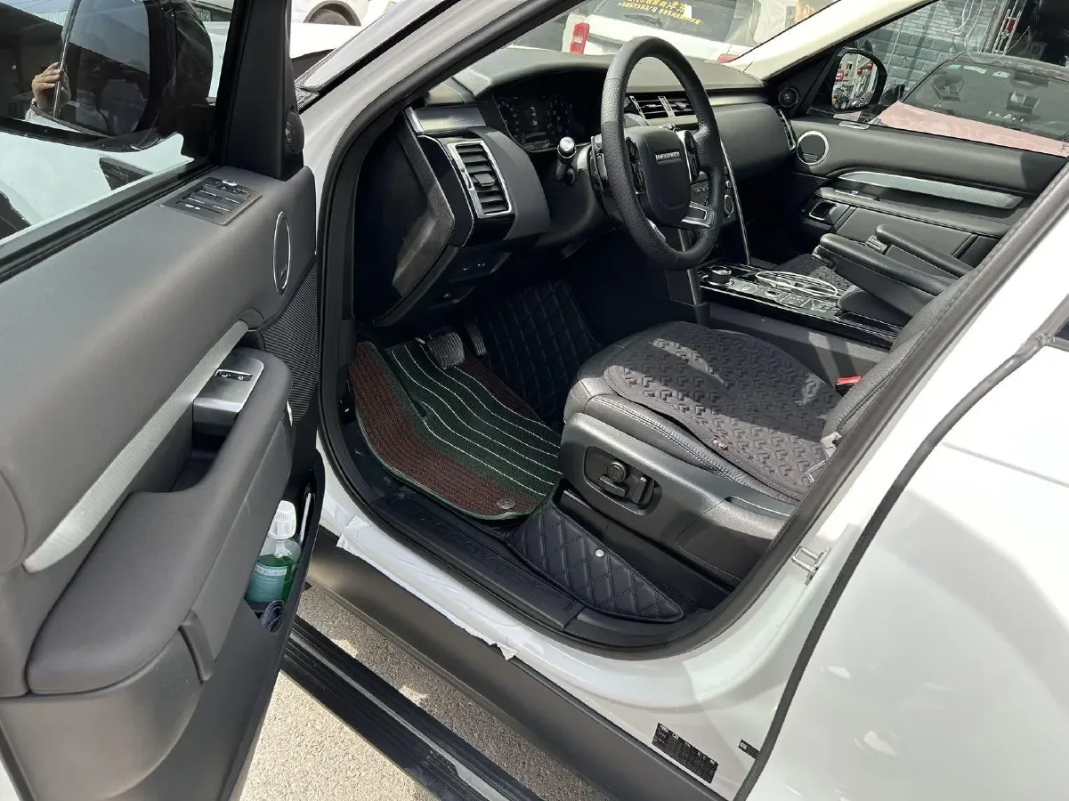 2020 Land Rover Discovery 3.0T 340HP V6 8AT,autocango,china used car exporter,china ev exporter,chinese used car exporter,chinese used ev exporter