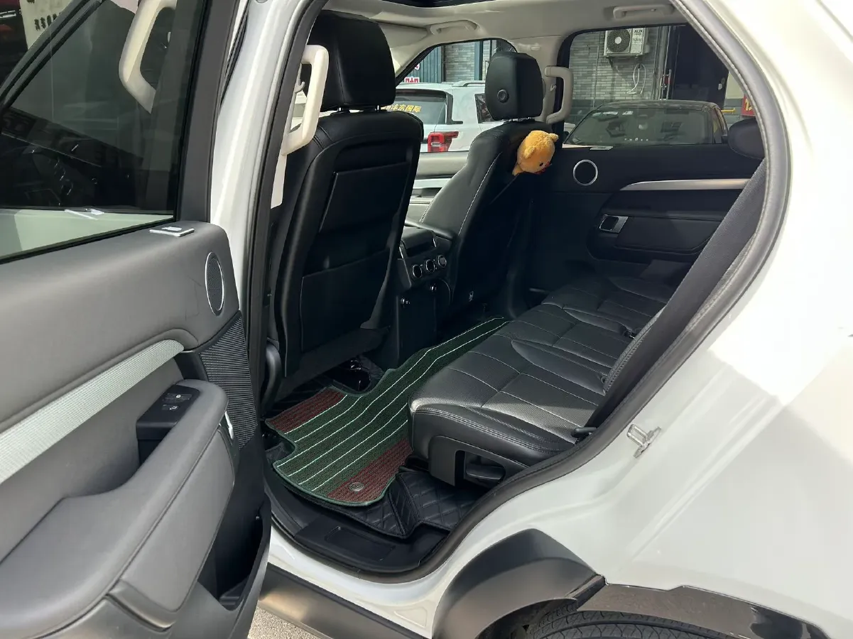 2020 Land Rover Discovery 3.0T 340HP V6 8AT,autocango,china used car exporter,china ev exporter,chinese used car exporter,chinese used ev exporter