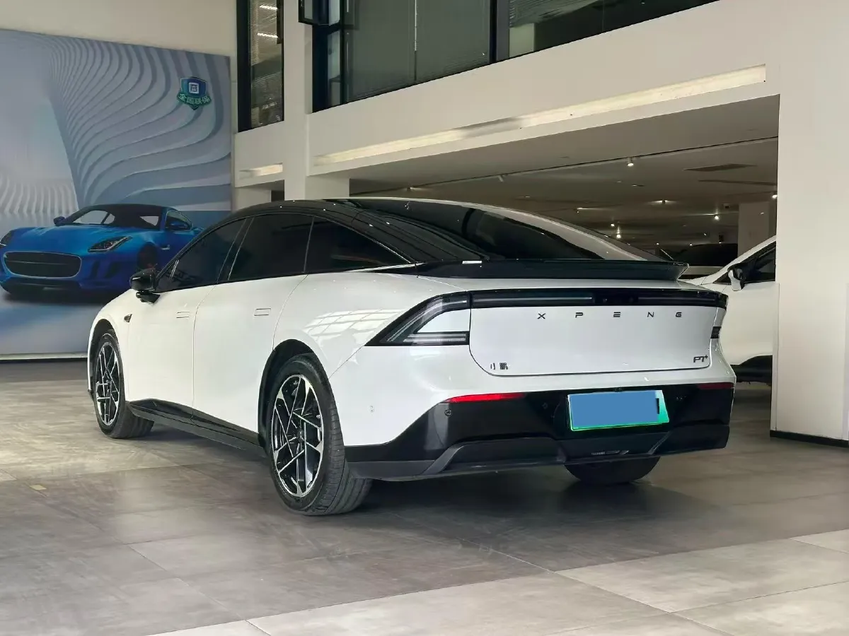 2024 Xpeng P7+ BEV 60.7KWH,autocango,china used car exporter,china ev exporter,chinese used car exporter,chinese used ev exporter