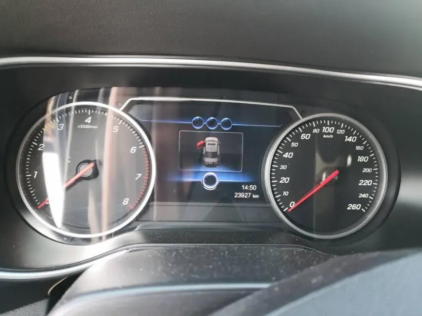 2022 HongQi H5 1.5T 169HP L4 7DCT,autocango,china used car exporter,china ev exporter,chinese used car exporter,chinese used ev exporter