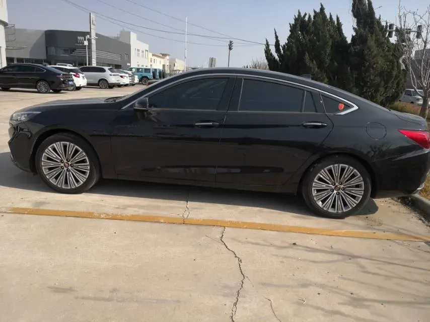 2022 HongQi H5 1.5T 169HP L4 7DCT,autocango,china used car exporter,china ev exporter,chinese used car exporter,chinese used ev exporter