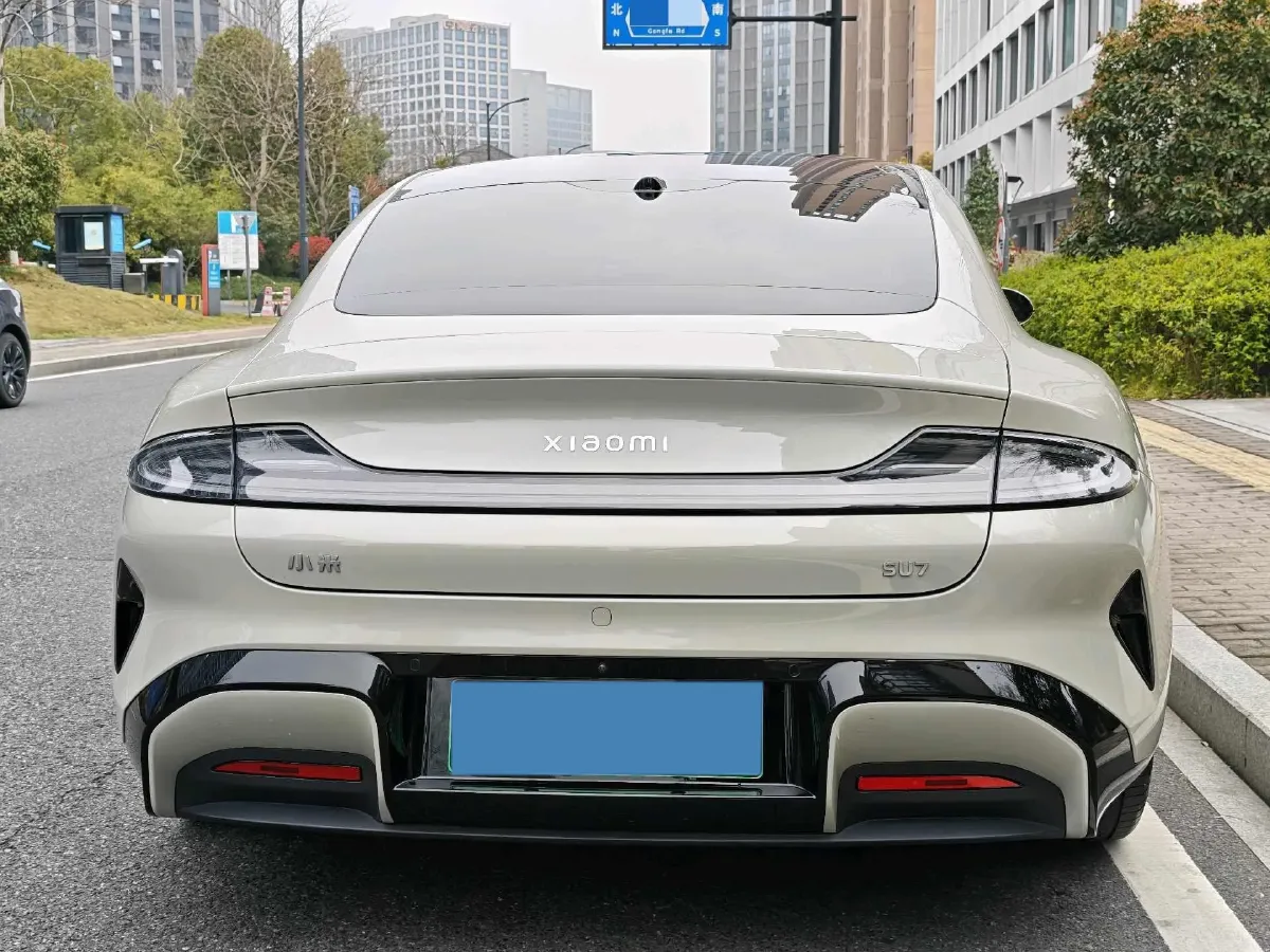 2024 MI SU7 BEV 73.6KWH,autocango,china used car exporter,china ev exporter,chinese used car exporter,chinese used ev exporter