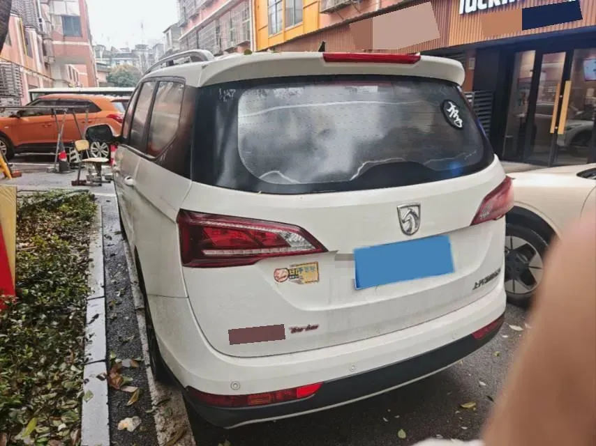 2017 BaoJun 730 1.5T 150HP L4 6MT,autocango,china used car exporter,china ev exporter,chinese used car exporter,chinese used ev exporter