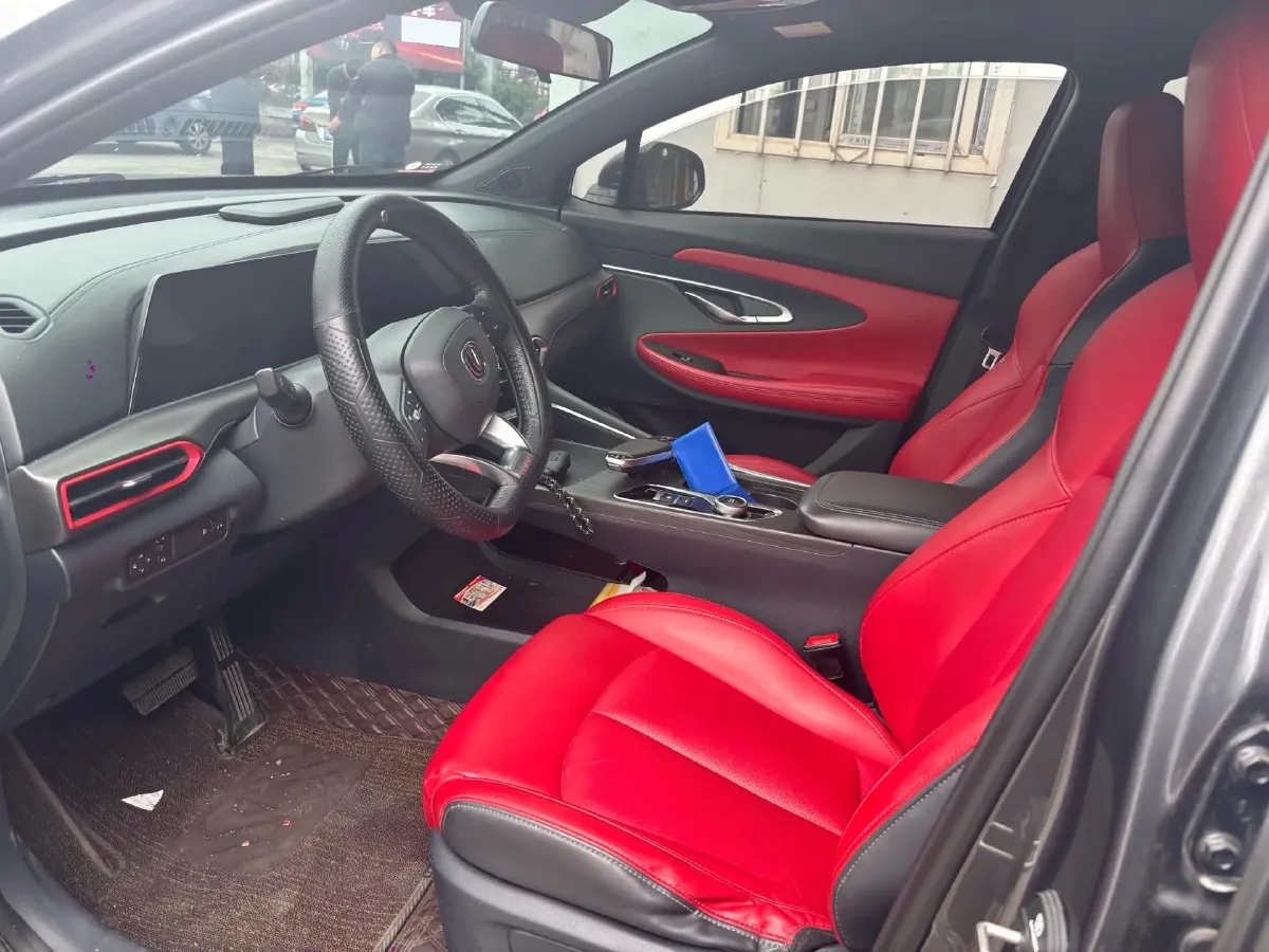 2020 ChangAn UNI-T 1.5T 180HP L4 7DCT,autocango,china used car exporter,china ev exporter,chinese used car exporter,chinese used ev exporter