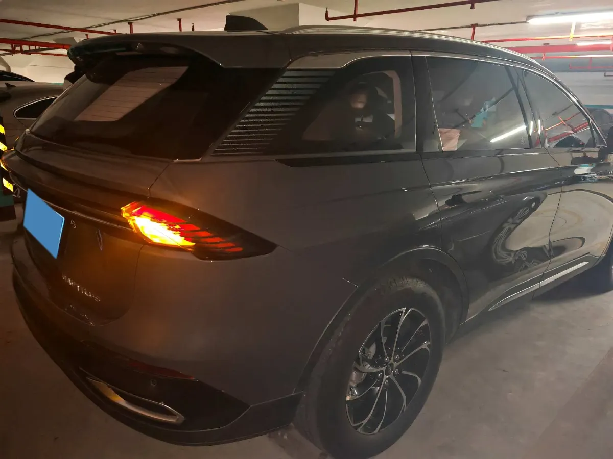 2025 Lincoln Nautilus 2.0T 261HP L4 8AT,autocango,china used car exporter,china ev exporter,chinese used car exporter,chinese used ev exporter