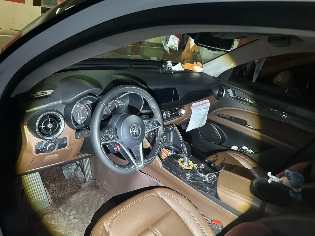 2017 Lexus NX 2.0T 238HP L4 6AT,autocango,china used car exporter,china ev exporter,chinese used car exporter,chinese used ev exporter