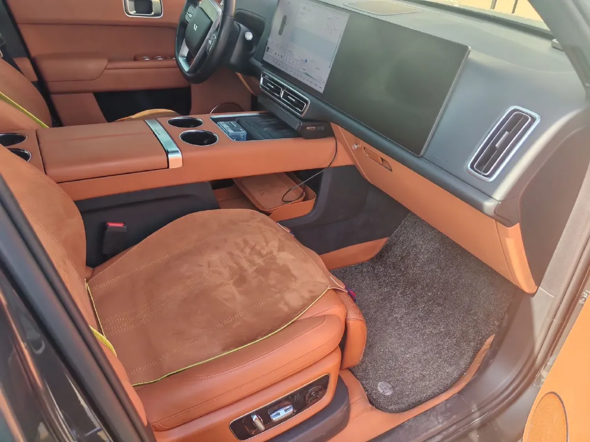 2024 Li L8 Range Extended 154HP REEV 42.8KWH,autocango,china used car exporter,china ev exporter,chinese used car exporter,chinese used ev exporter