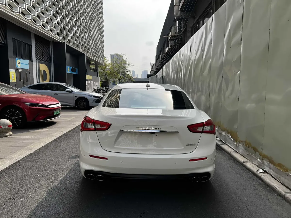 2018 Maserati Ghibli 3.0T 350HP V6 8AT,autocango,china used car exporter,china ev exporter,chinese used car exporter,chinese used ev exporter