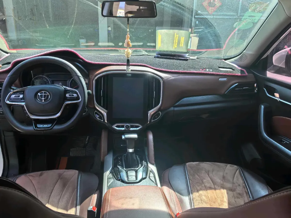 2018 Brilliance Auto V6 1.5T 150HP L4 7DCT,autocango,china used car exporter,china ev exporter,chinese used car exporter,chinese used ev exporter