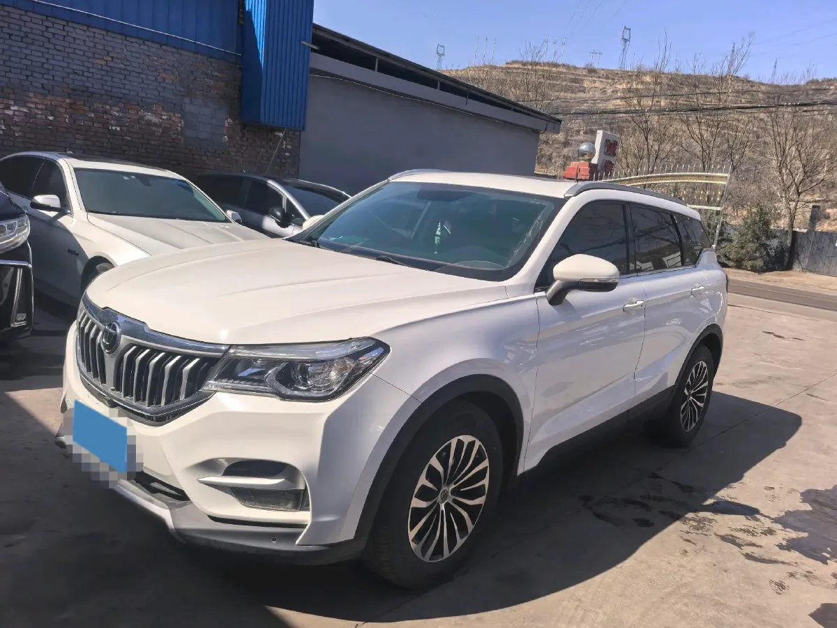 2018 Brilliance Auto V6 1.5T 150HP L4 7DCT,autocango,china used car exporter,china ev exporter,chinese used car exporter,chinese used ev exporter