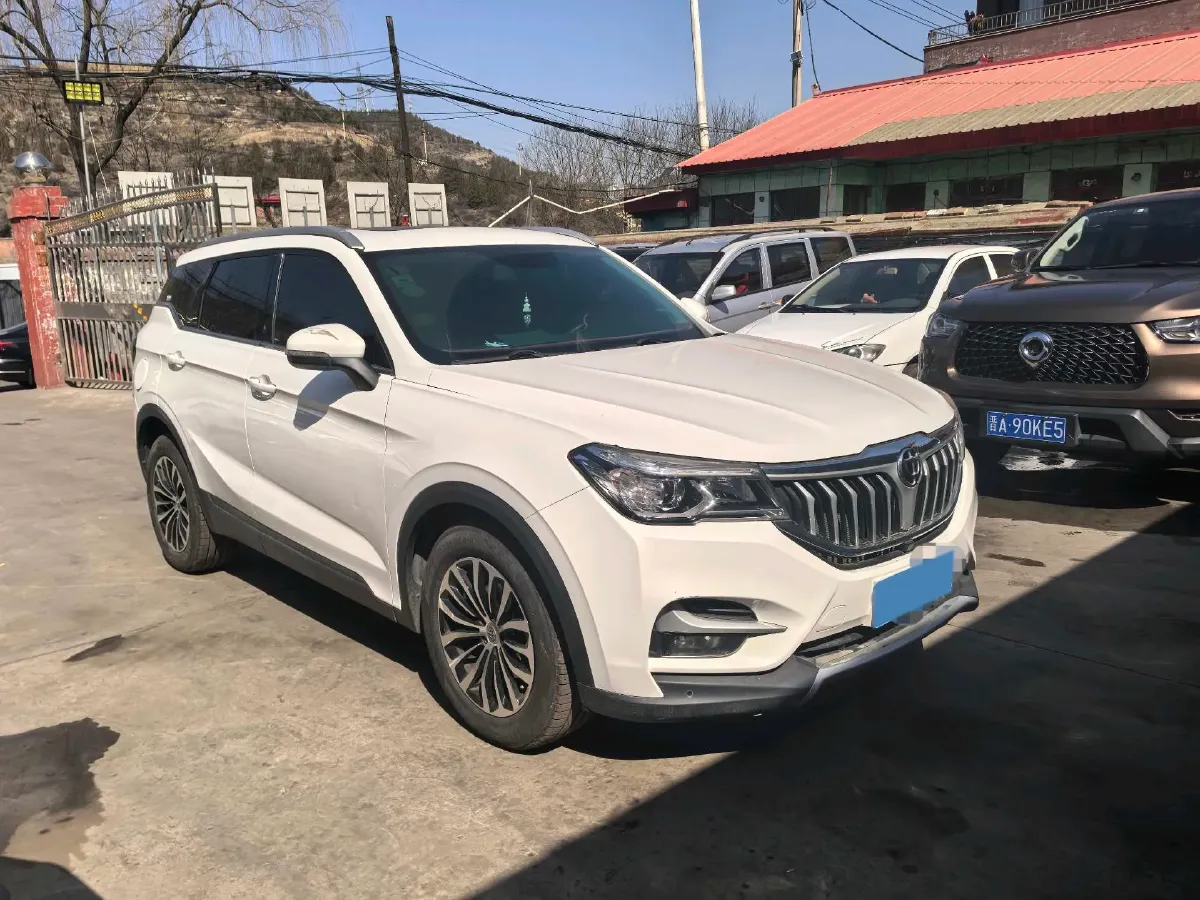 2018 Brilliance Auto V6 1.5T 150HP L4 7DCT,autocango,china used car exporter,china ev exporter,chinese used car exporter,chinese used ev exporter