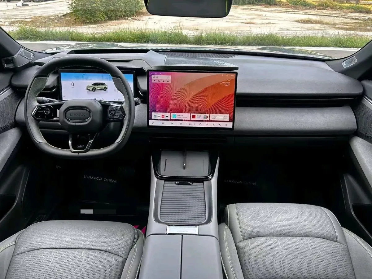 2025 LYNK&CO 08 EM-P 1.5T 163HP L4 3DHT PHEV 39.6KWH,autocango,china used car exporter,china ev exporter,chinese used car exporter,chinese used ev exporter