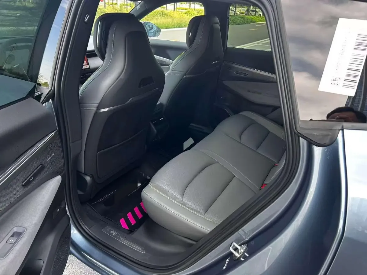 2025 LYNK&CO 08 EM-P 1.5T 163HP L4 3DHT PHEV 39.6KWH,autocango,china used car exporter,china ev exporter,chinese used car exporter,chinese used ev exporter