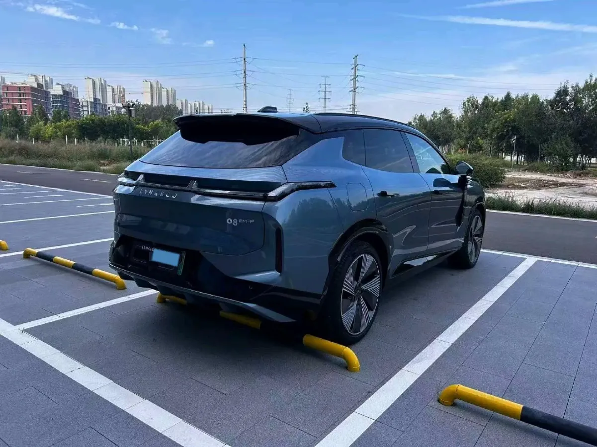 2025 LYNK&CO 08 EM-P 1.5T 163HP L4 3DHT PHEV 39.6KWH,autocango,china used car exporter,china ev exporter,chinese used car exporter,chinese used ev exporter