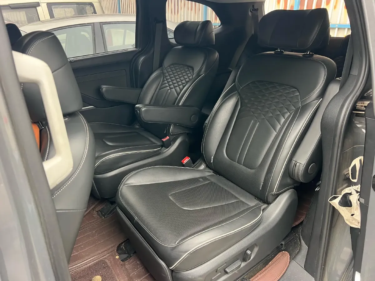 2021 Hyundai Custo 2.0T 236HP L4 8AT,autocango,china used car exporter,china ev exporter,chinese used car exporter,chinese used ev exporter