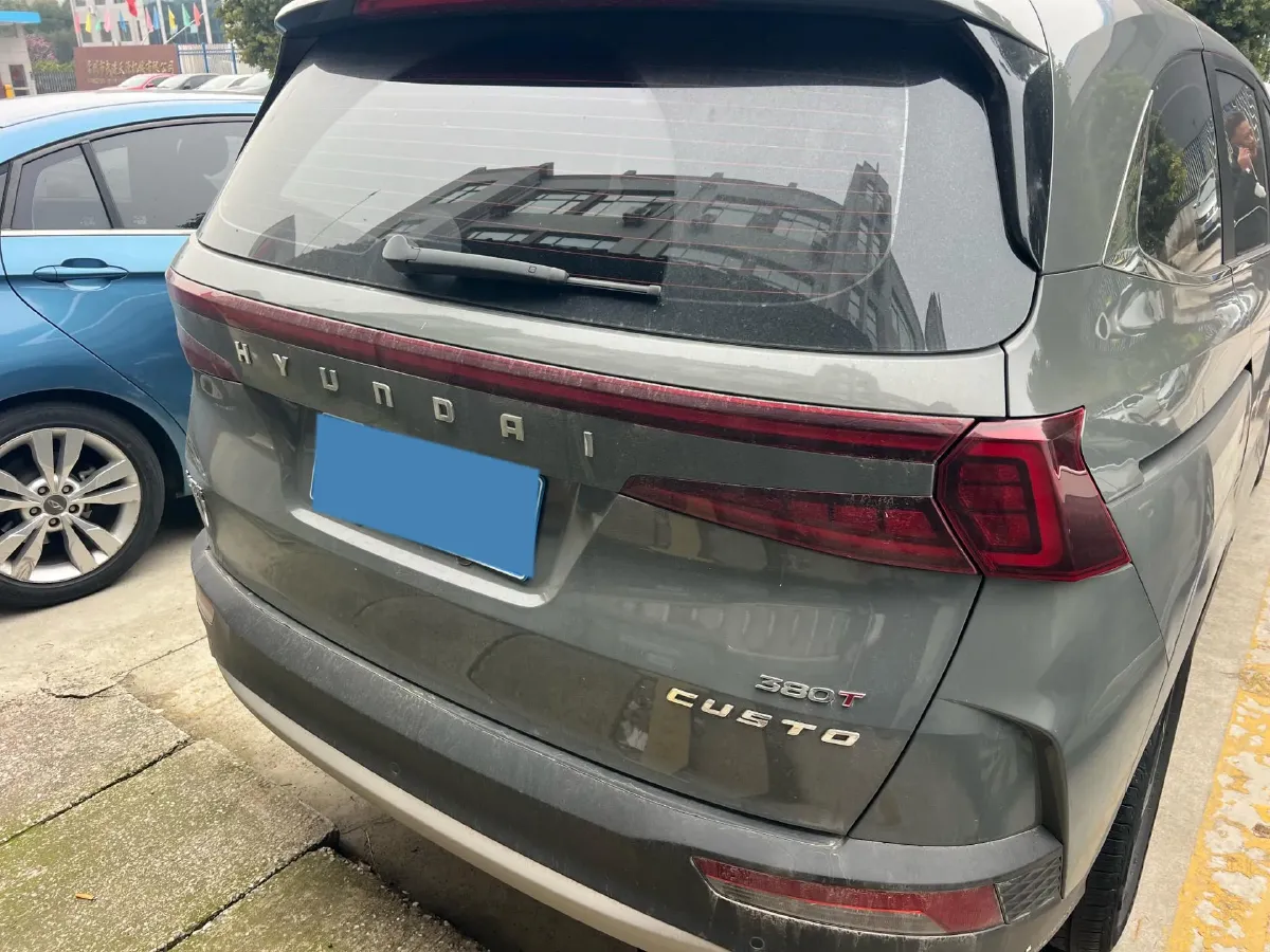 2021 Hyundai Custo 2.0T 236HP L4 8AT,autocango,china used car exporter,china ev exporter,chinese used car exporter,chinese used ev exporter