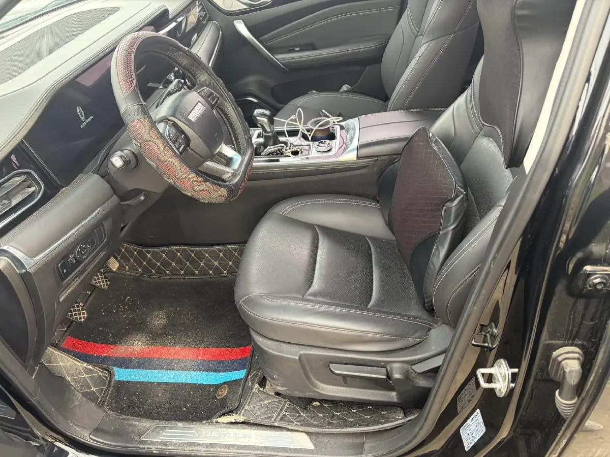 2020 Jetour X90 1.5T 156HP L4 6MT,autocango,china used car exporter,china ev exporter,chinese used car exporter,chinese used ev exporter