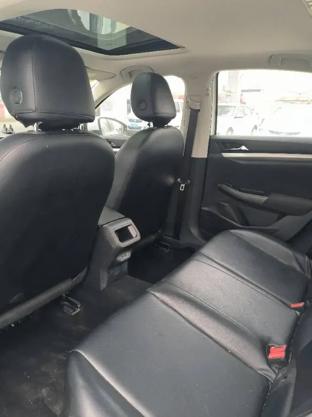 2021 Volkswagen Bora 1.5L 113HP L4 6AT,autocango,china used car exporter,china ev exporter,chinese used car exporter,chinese used ev exporter