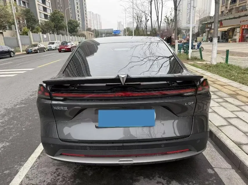 2025 Deepal L07 BEV 56.12KWH,autocango,china used car exporter,china ev exporter,chinese used car exporter,chinese used ev exporter