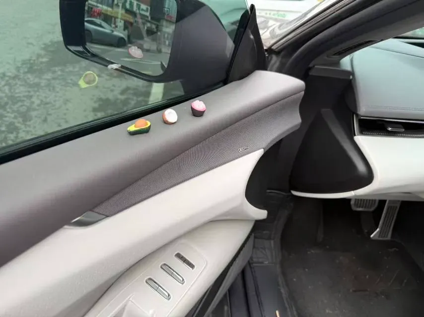 2025 Deepal L07 BEV 56.12KWH,autocango,china used car exporter,china ev exporter,chinese used car exporter,chinese used ev exporter