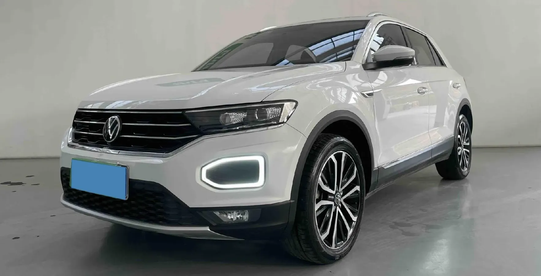 2021 Volkswagen T-Roc 1.4T 150HP L4 7DCT,autocango,china used car exporter,china ev exporter,chinese used car exporter,chinese used ev exporter