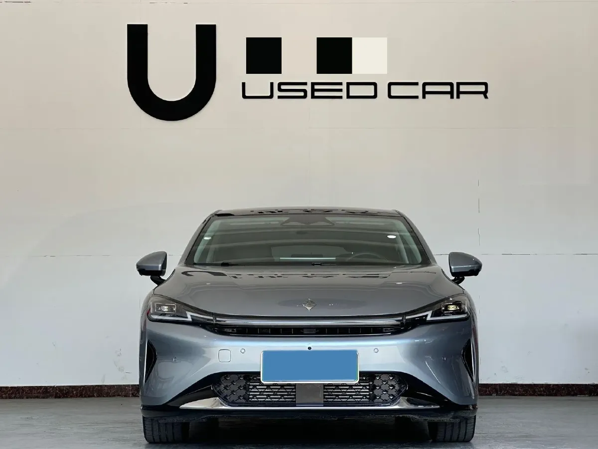 2025 BaoJun XiangJing 1.5T 143HP L4 1DHT PHEV,autocango,china used car exporter,china ev exporter,chinese used car exporter,chinese used ev exporter