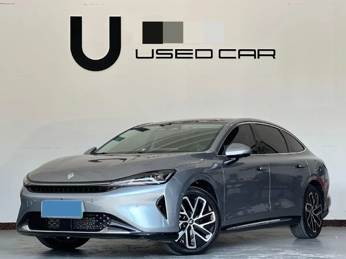 2025 BaoJun XiangJing 1.5T 143HP L4 1DHT PHEV,autocango,china used car exporter,china ev exporter,chinese used car exporter,chinese used ev exporter