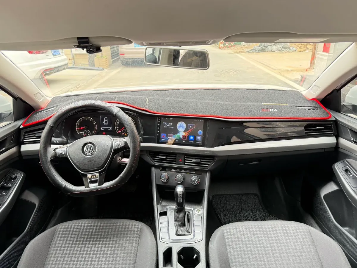 2020 Volkswagen Bora 1.5L 113HP L4 6AT,autocango,china used car exporter,china ev exporter,chinese used car exporter,chinese used ev exporter