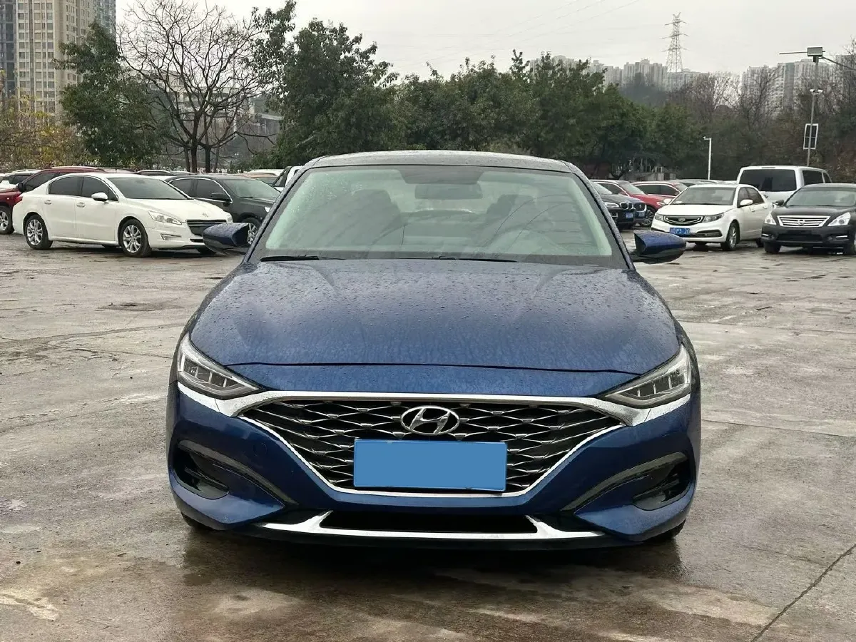 2019 Hyundai La Festa 1.6T 190HP L4 7DCT,autocango,china used car exporter,china ev exporter,chinese used car exporter,chinese used ev exporter