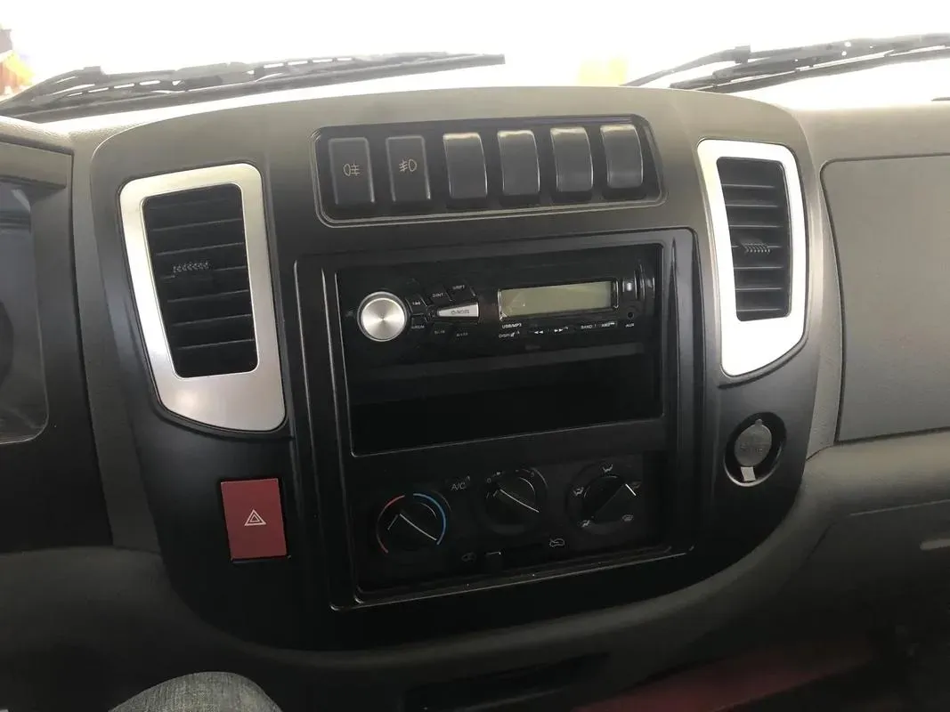 2023 DongFeng Forthing SX6 1.6L 122HP L4 5MT,autocango,china used car exporter,china ev exporter,chinese used car exporter,chinese used ev exporter