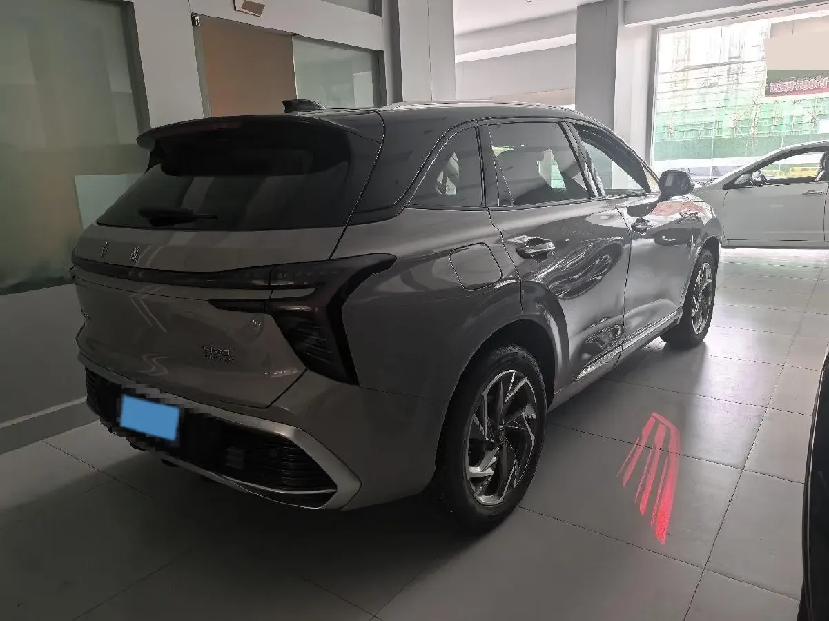2023 HongQi HS3 2.0T 252HP L4 8AT,autocango,china used car exporter,china ev exporter,chinese used car exporter,chinese used ev exporter