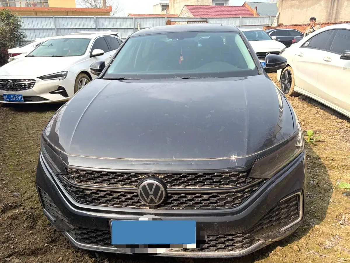 2023 Volkswagen Passat 2.0T 186HP L4 7DCT,autocango,china used car exporter,china ev exporter,chinese used car exporter,chinese used ev exporter