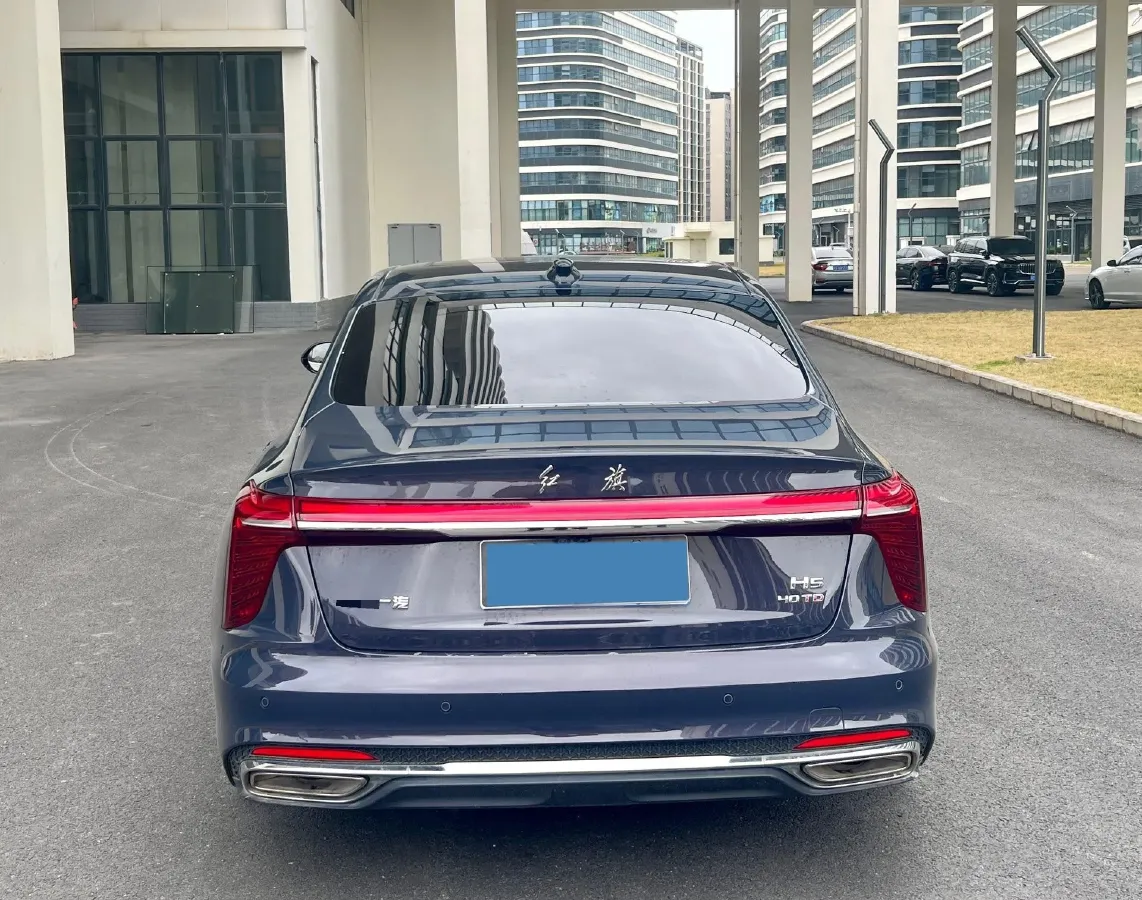 2023 HongQi H5 2.0T 224HP L4 8AT,autocango,china used car exporter,china ev exporter,chinese used car exporter,chinese used ev exporter