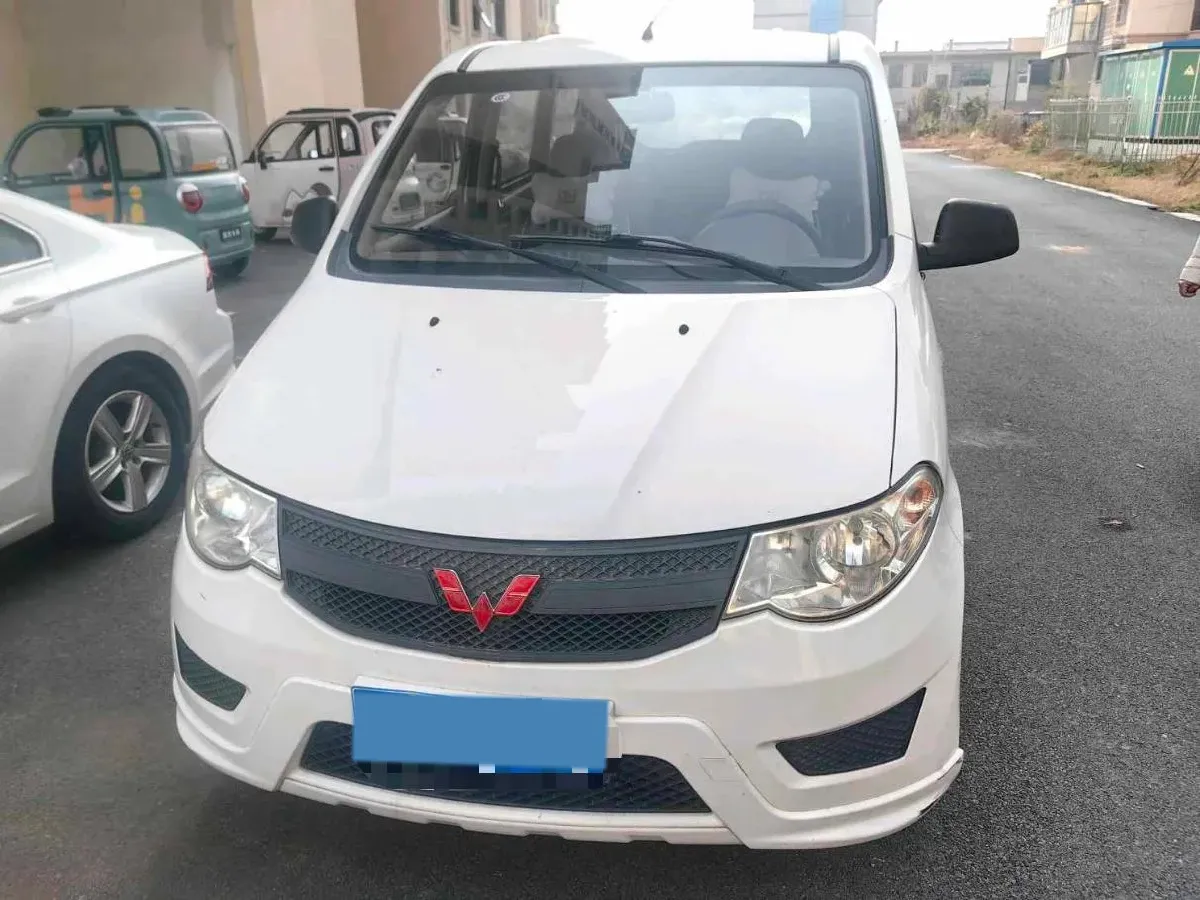 2015 WuLing HongGuang 1.5L 112HP L4 5MT,autocango,china used car exporter,china ev exporter,chinese used car exporter,chinese used ev exporter