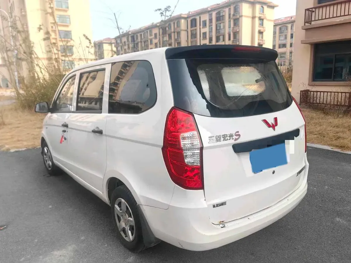 2015 WuLing HongGuang 1.5L 112HP L4 5MT,autocango,china used car exporter,china ev exporter,chinese used car exporter,chinese used ev exporter