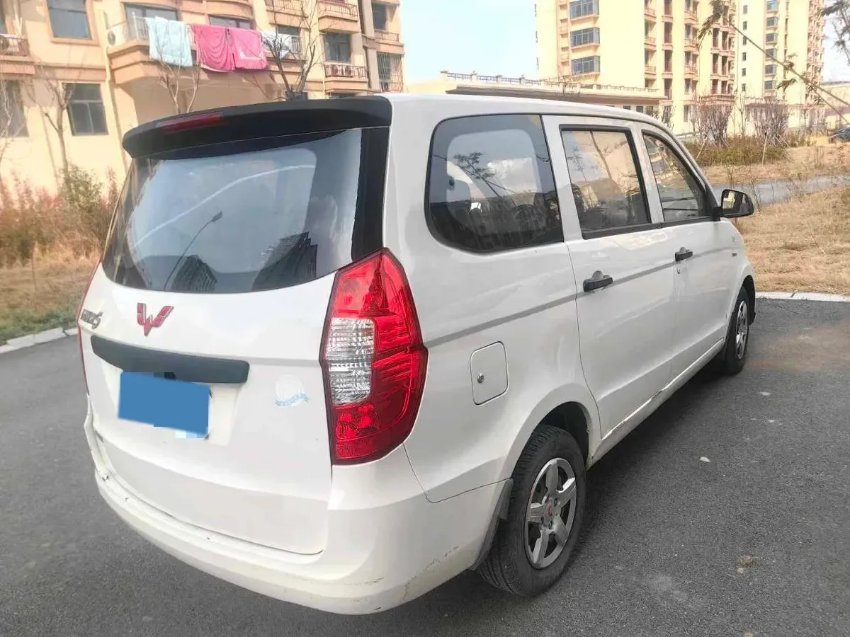 2015 WuLing HongGuang 1.5L 112HP L4 5MT,autocango,china used car exporter,china ev exporter,chinese used car exporter,chinese used ev exporter