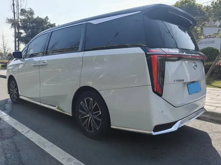 2024 GAC Trumpchi M8 2.0T 252HP L4 8AT,autocango,china used car exporter,china ev exporter,chinese used car exporter,chinese used ev exporter