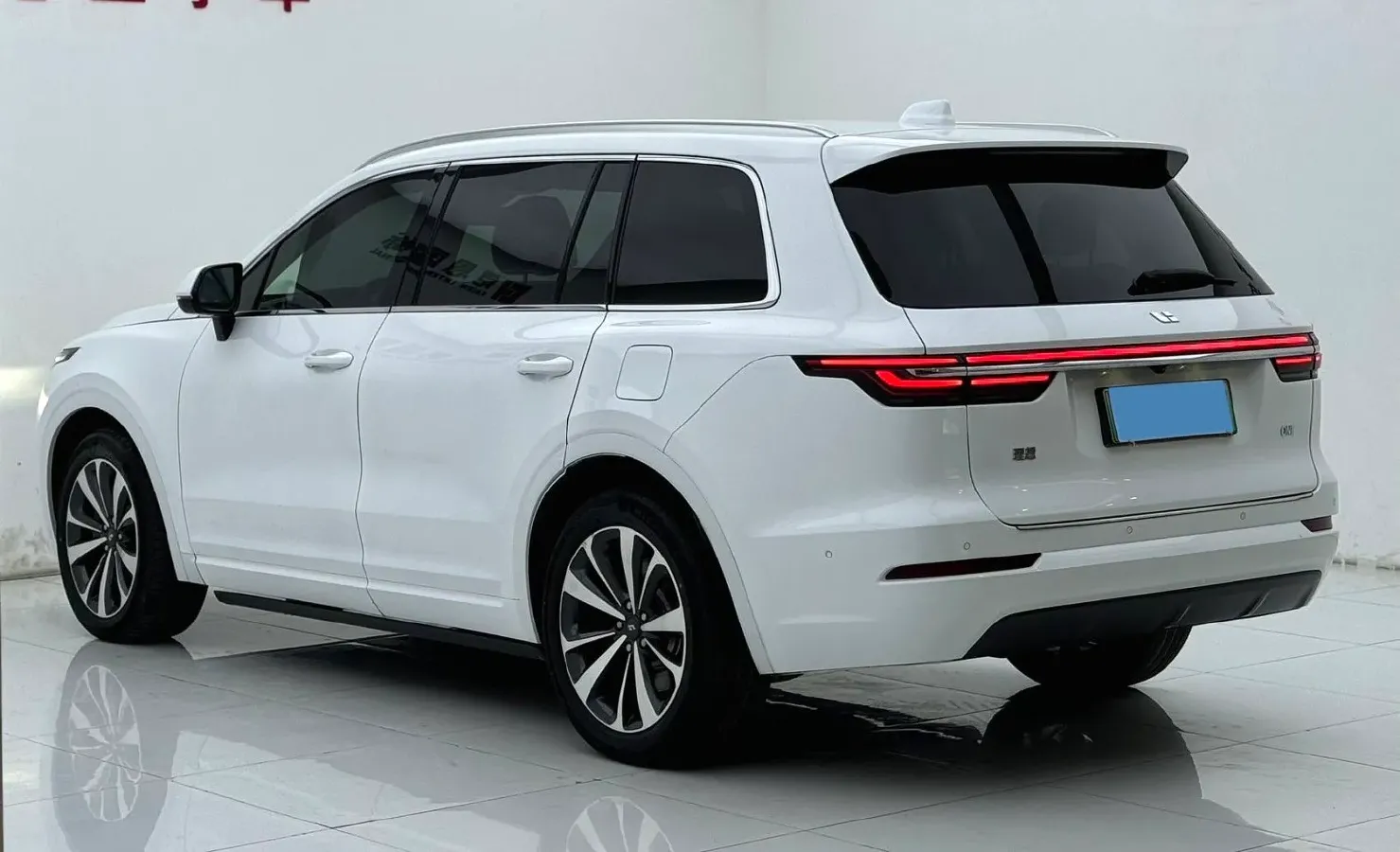 2021 Li ONE Range Extended 131HP REEV 40.5KWH,autocango,china used car exporter,china ev exporter,chinese used car exporter,chinese used ev exporter