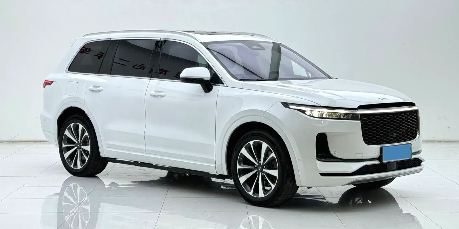 2021 Li ONE Range Extended 131HP REEV 40.5KWH,autocango,china used car exporter,china ev exporter,chinese used car exporter,chinese used ev exporter